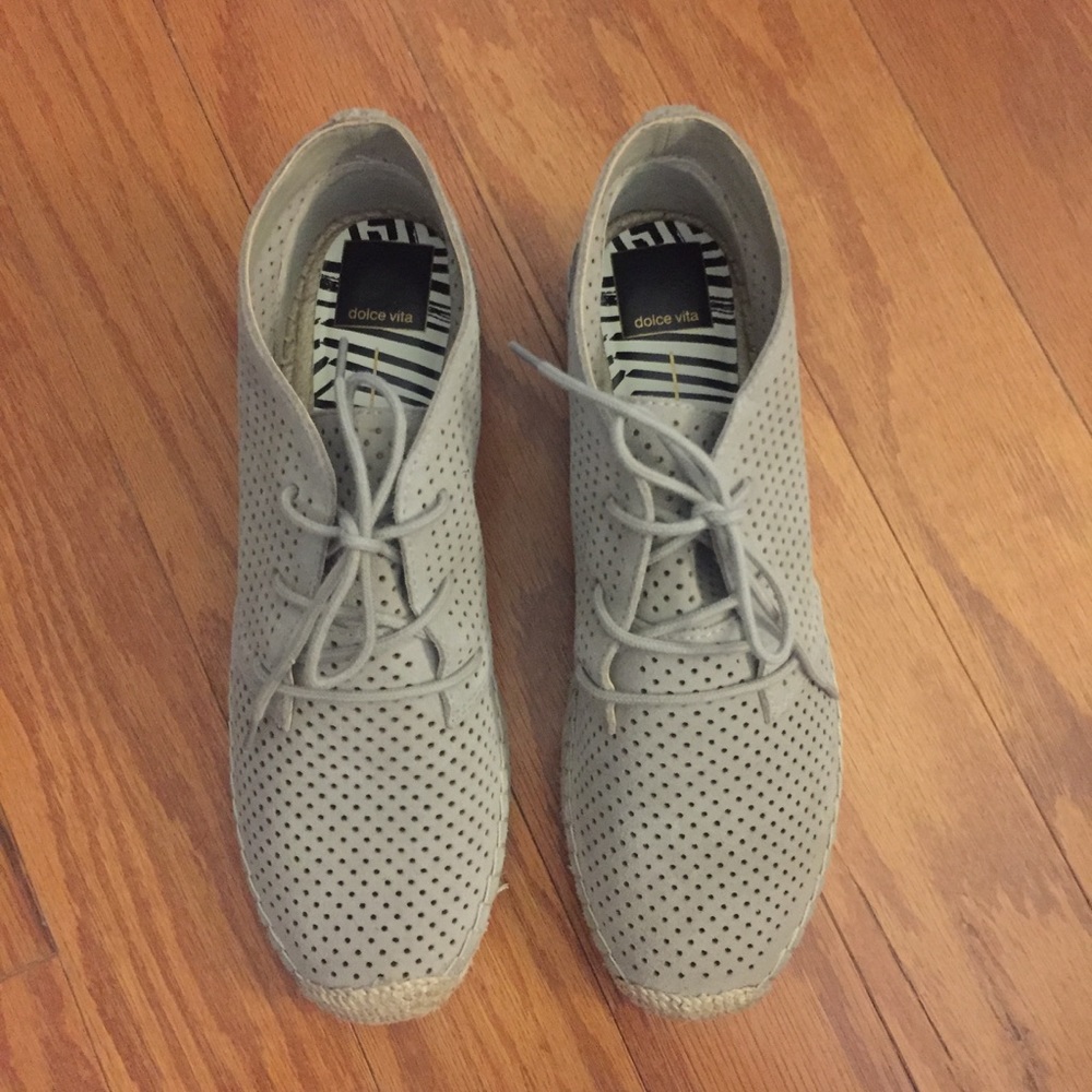 *FINAL REDUCTION* Dolce Vita Taupe Suede Sneakers