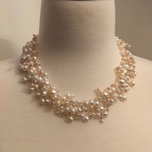 Faux pearls multi size necklace
