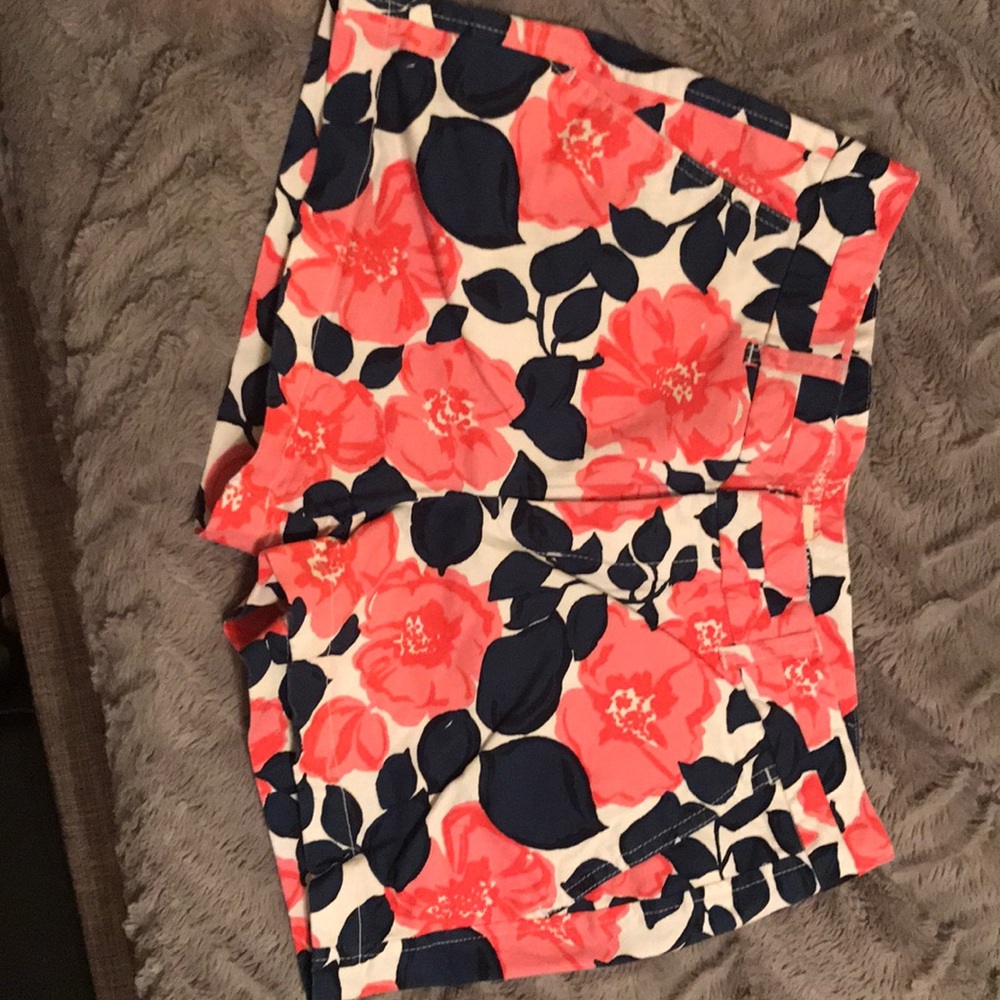 Gap Shorts Size 6
