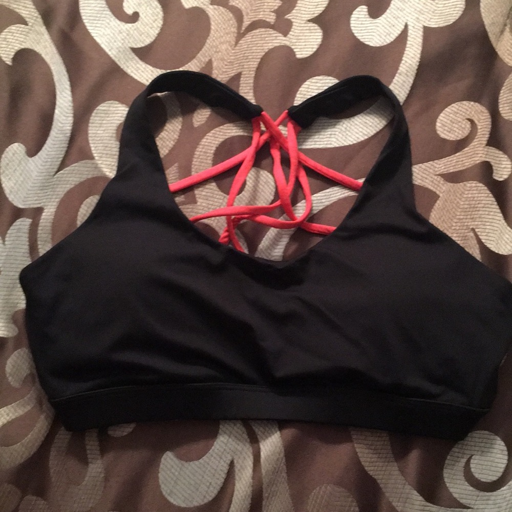 Sports Bra w/ Criss Cross Back
