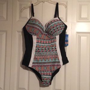 Rue21 swimsuit. 3x.