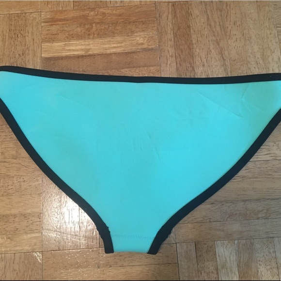 Triangl Poppy Flamingo Fling Bikini Bottom - Picture 6 of 7