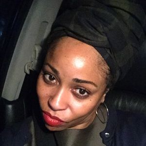 Meet your Posher, Gina