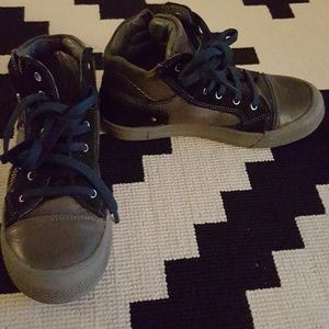 Hoo Kids Hi Top Sneaker