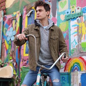 Meet your Posher, Jose