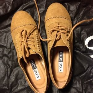 Tan Suede Oxfords - Never worn! - Size 5