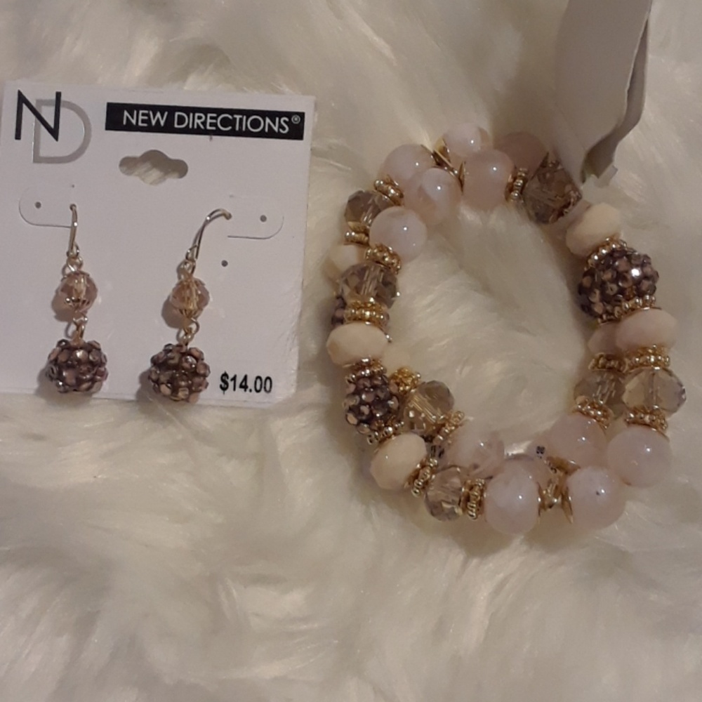 🚫SOLD🚫New Directions Bracelet and Earrings
