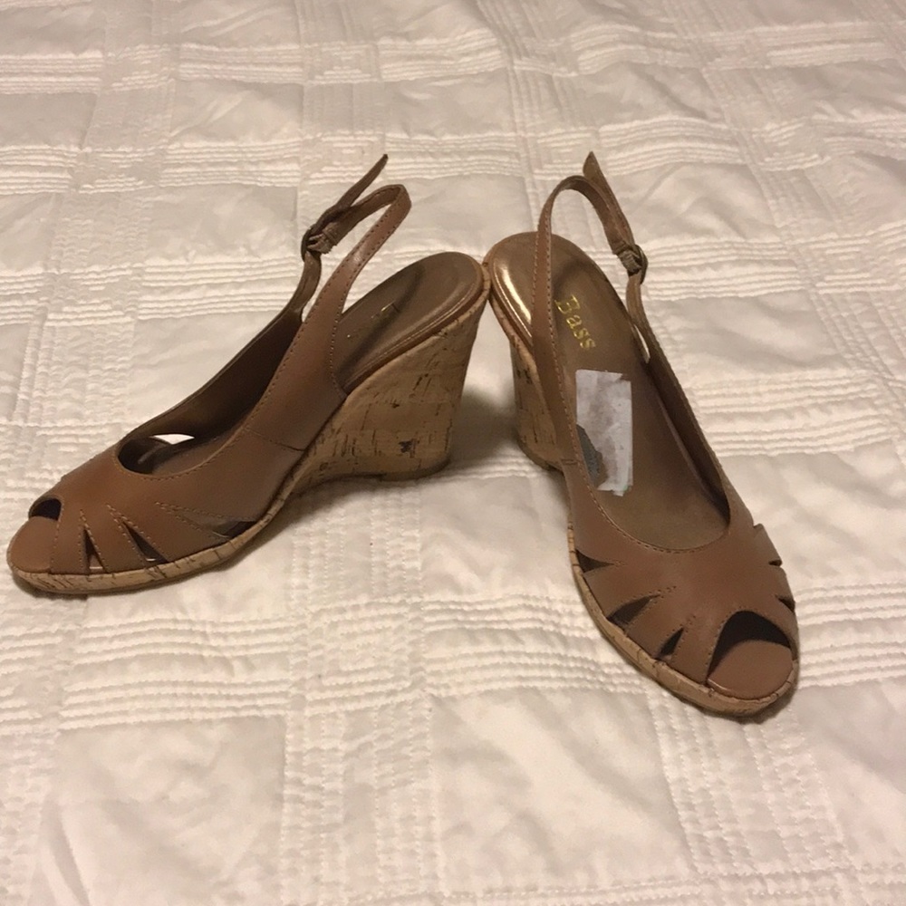 Bass Nude leather wedge sandals