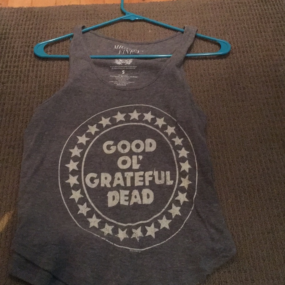 Grey tank