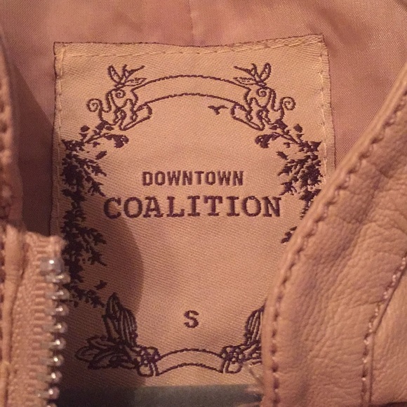 "Leather" jacket never worn - Picture 3 of 3