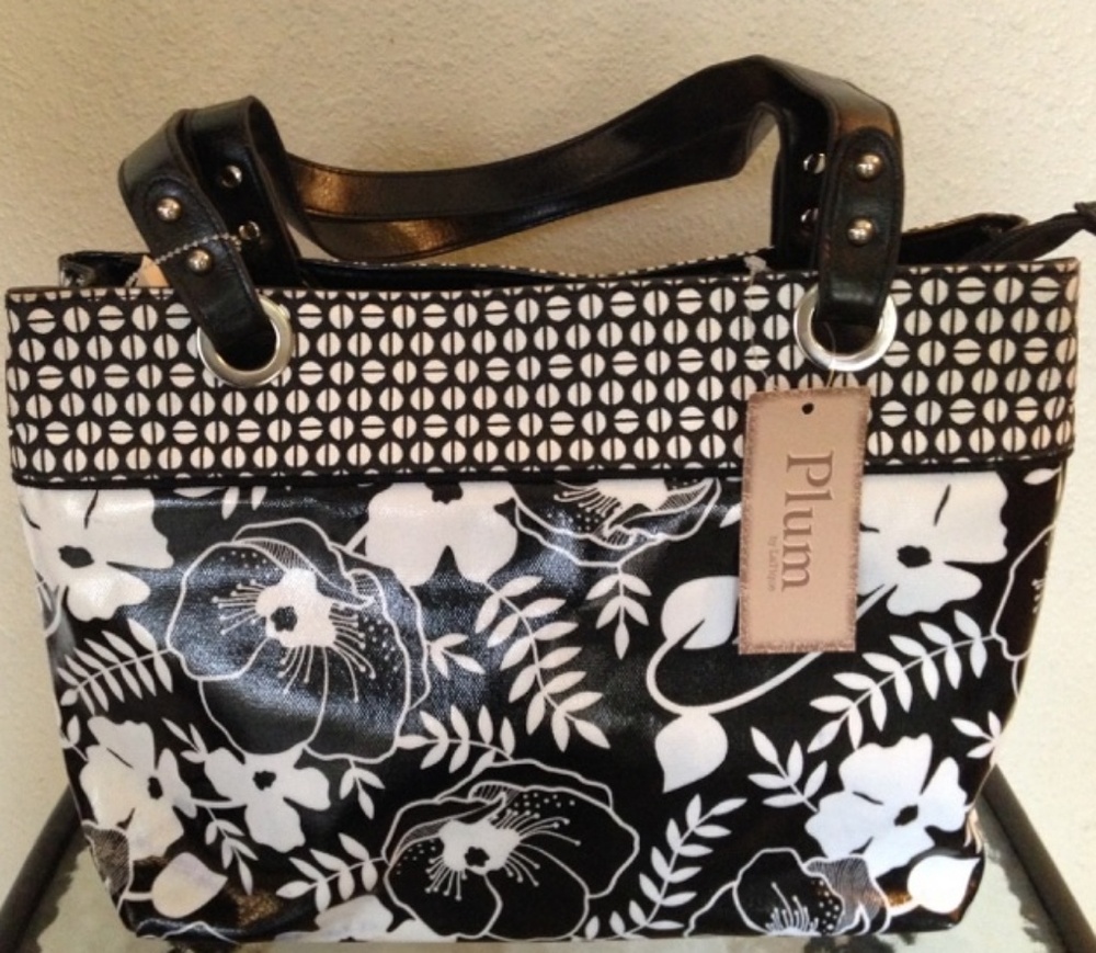 Black & White Floral Purse