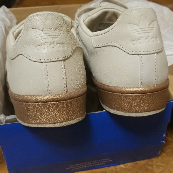 ADIDAS Superstar Cream and Bronze - Picture 3 of 5