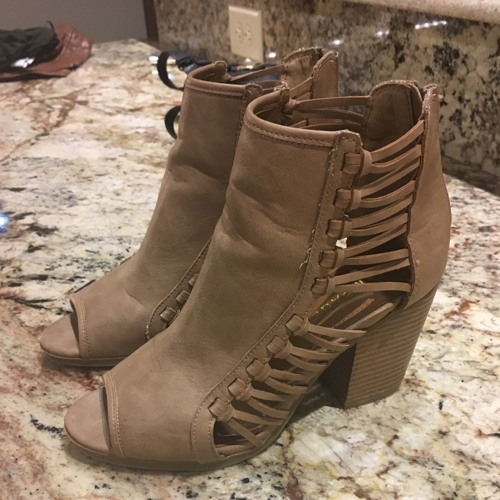 Fall Shoes - Ankle Booties with cutouts
