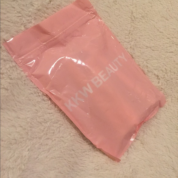 Kylie Cosmetics Other - - Brand New KKW Contour Stick in Medium