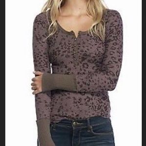 FREE PEOPLE LONG SLEEVE THERMAL HENLEY TOP