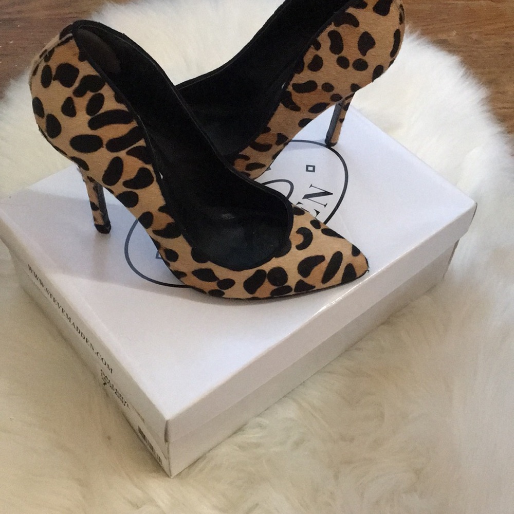 Steve Madden cheetah print heels