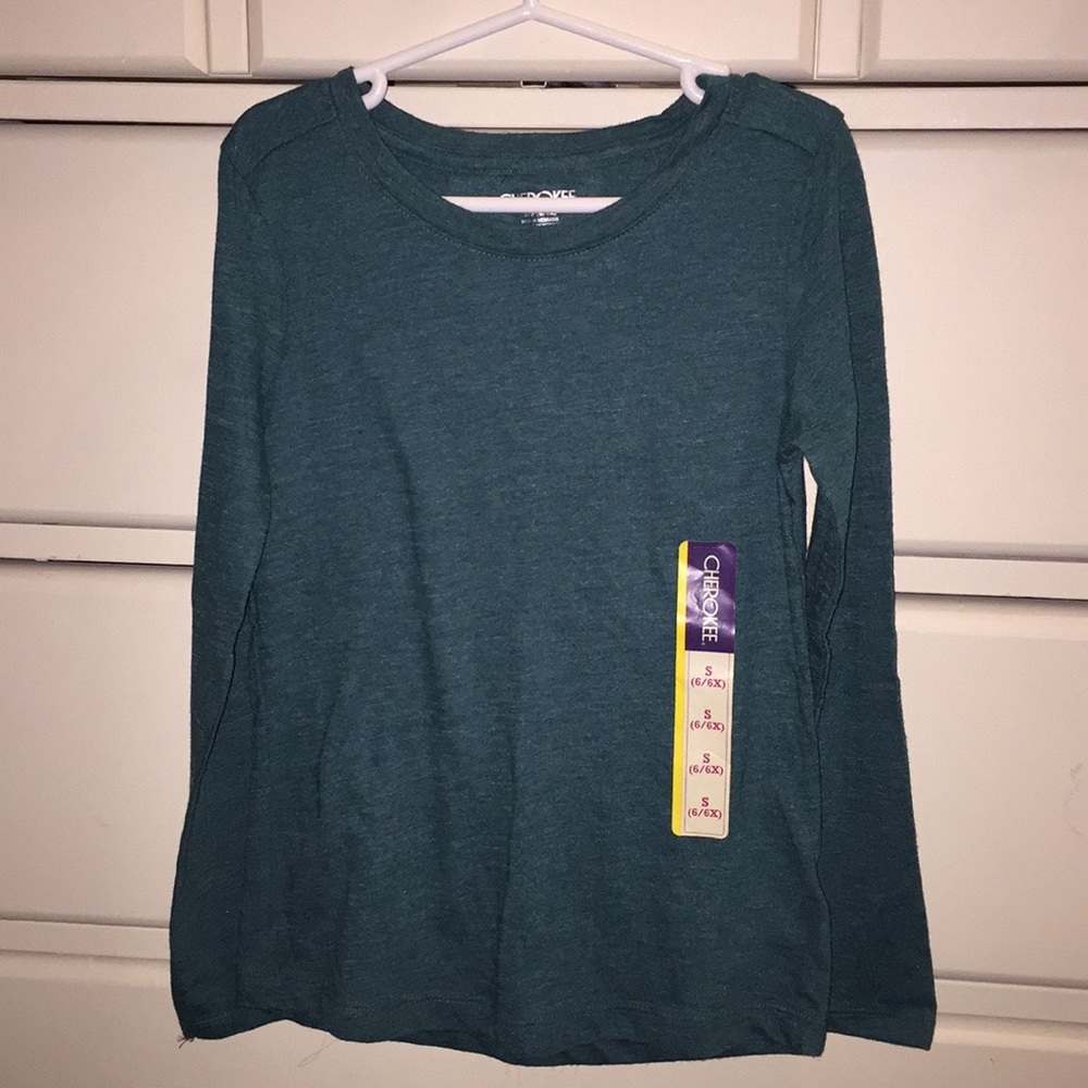 NWT Girls green long sleeve top