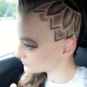 Meet your Posher, Veronica