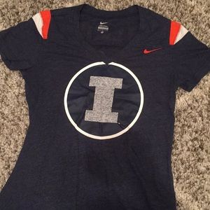 V-neck Illinois shirt