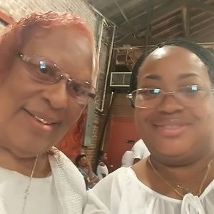 Meet your Posher, Carlotta