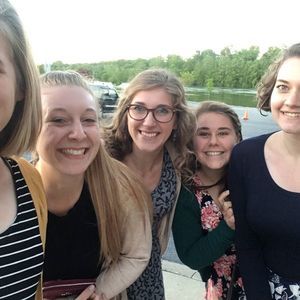 Meet your Posher, Olivia