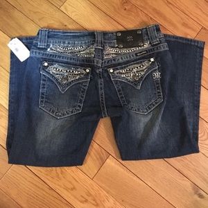 Brand New Miss Me Capris.