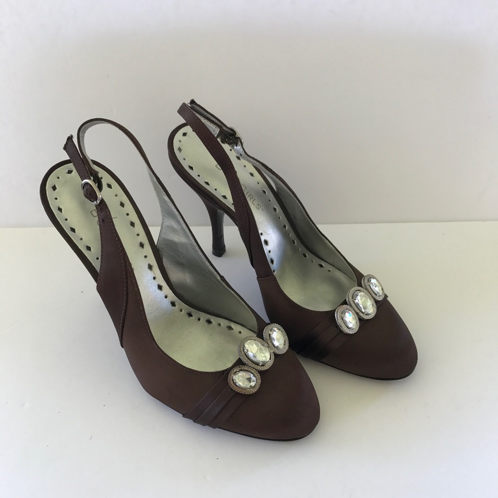 🛍 Bcbgirls brown open back heels size 7