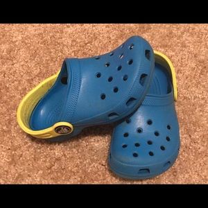 Boys crocs
