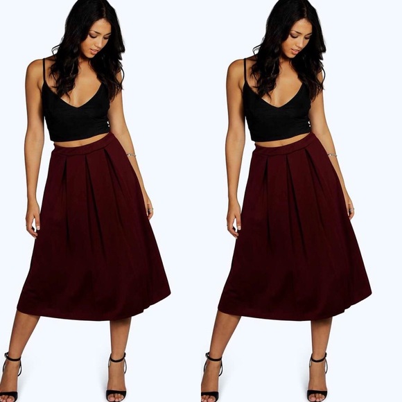 Boohoo Dresses & Skirts - Beau Box Pleat Midi Skirt