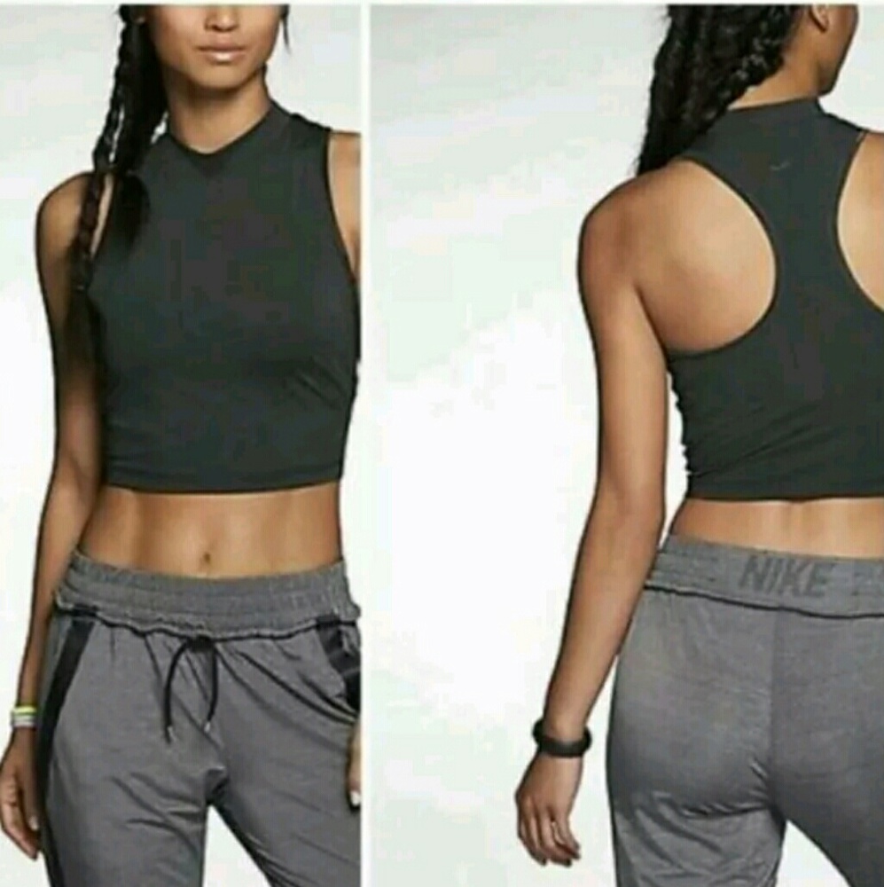 NWT Nike cool touch support train sport top. XS