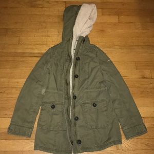 ABERCROMBIE ARMY GREEN WINTER JACKET!