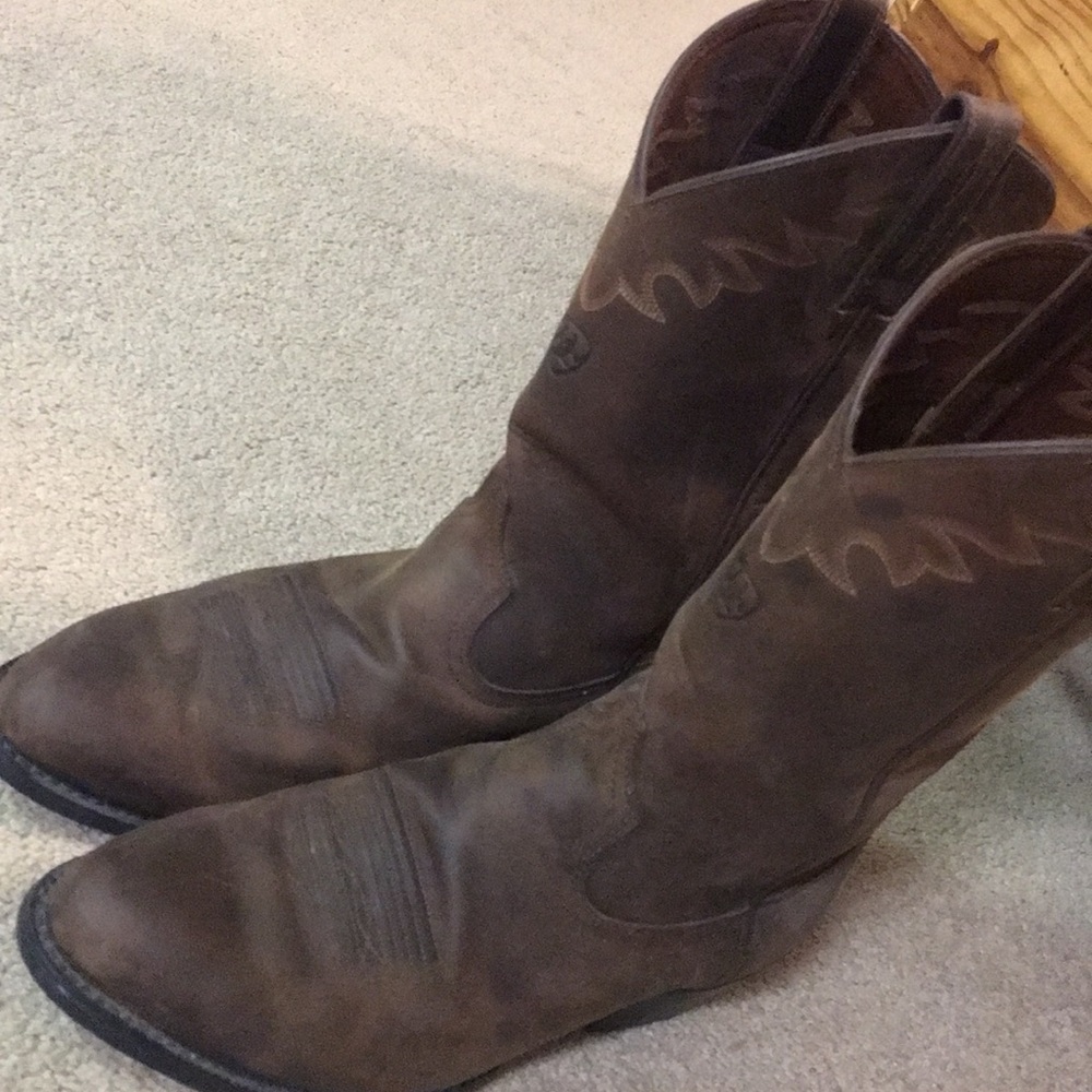Men's Ariat Cowboy Boots Size 10 EE