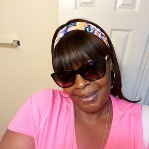 Meet your Posher, Tracie