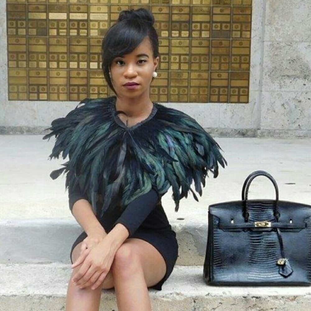 Custom Feather Shawl Black Iridescent - Picture 6 of 8