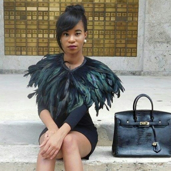 Custom Feather Shawl Black Iridescent - Picture 6 of 8