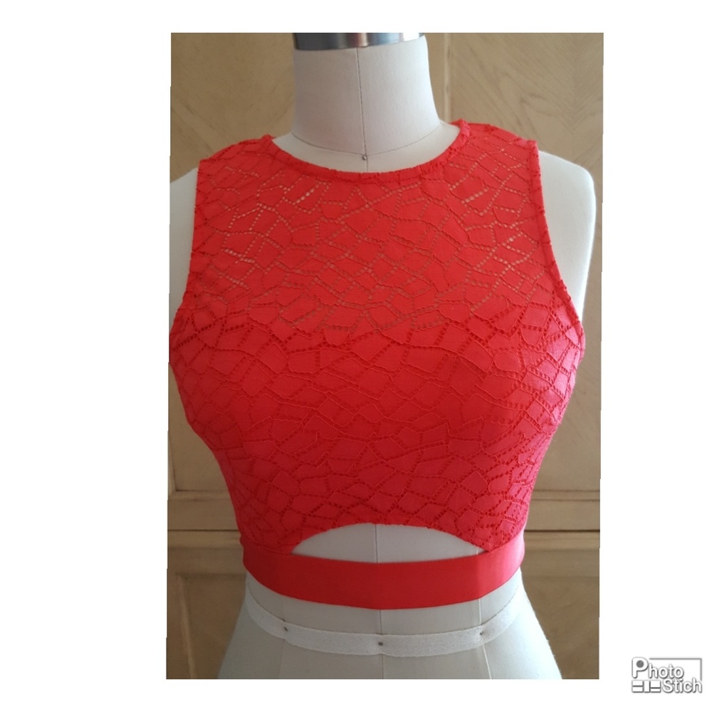 BEBE TOP - Picture 2 of 8