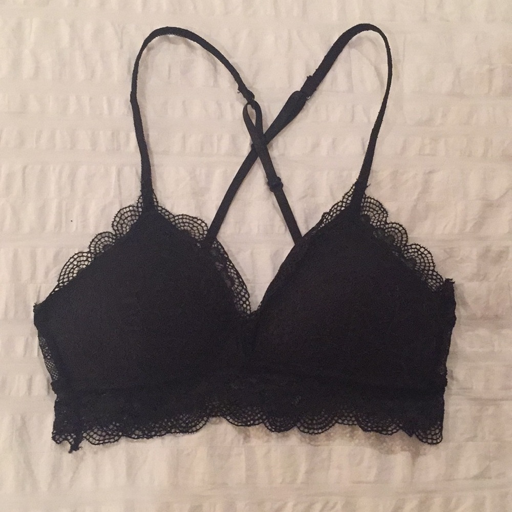 Dark red & Black bralettes