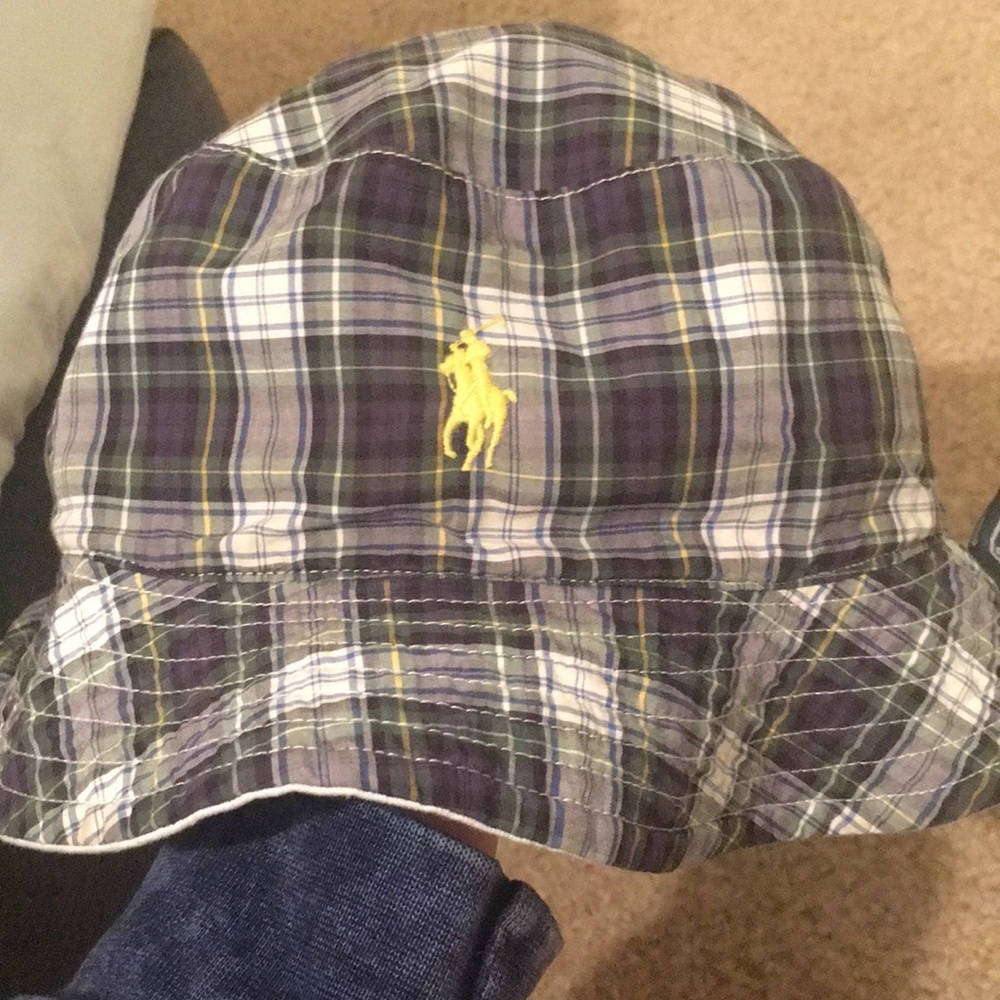 Reversible vintage polo bucket hat