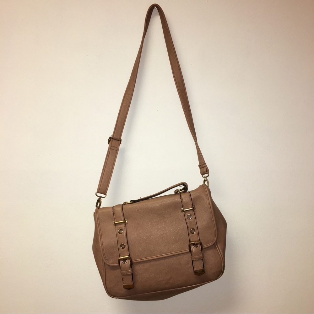 💗Pink cross body bag💗