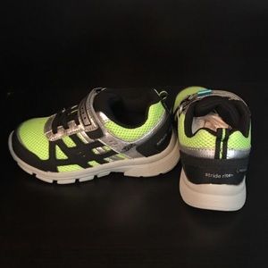 NIB Stride Rite Sneakers Kids Boys 10.5W
