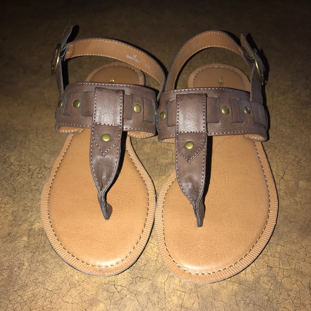 Maurices Sandals