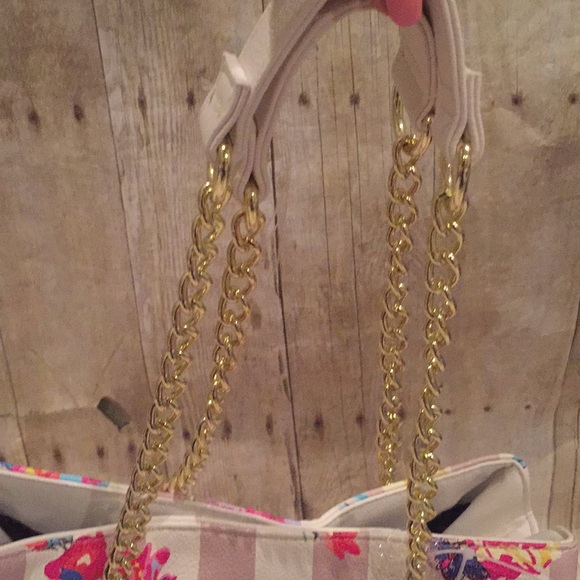 BETSEY JOHNSON NWT handbag with gold accent - Picture 2 of 7