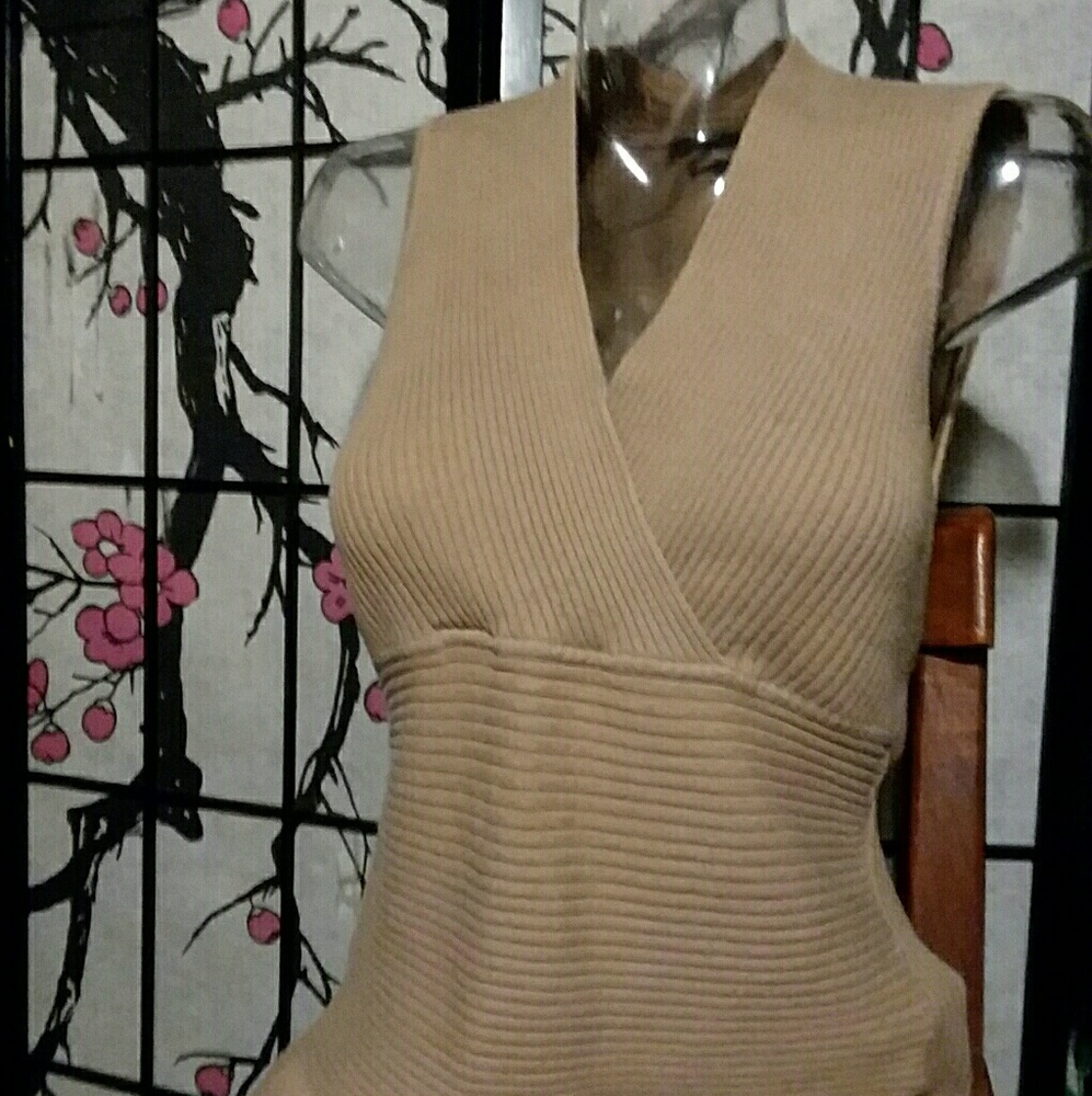 Tan knit sleeveless top