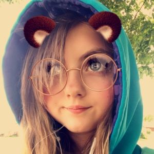 Meet your Posher, Mallory