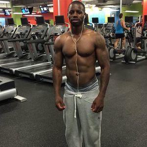 Meet your Posher, Larry