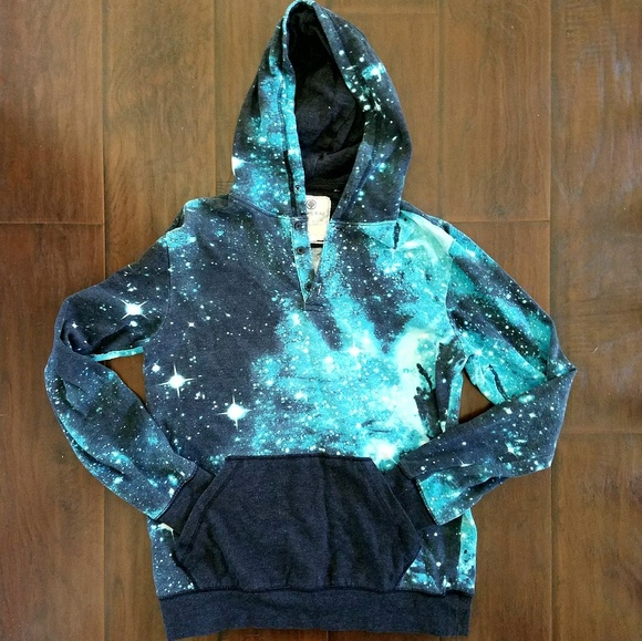 on the byas Tops - Stylish Sweatshirt by On the Byas