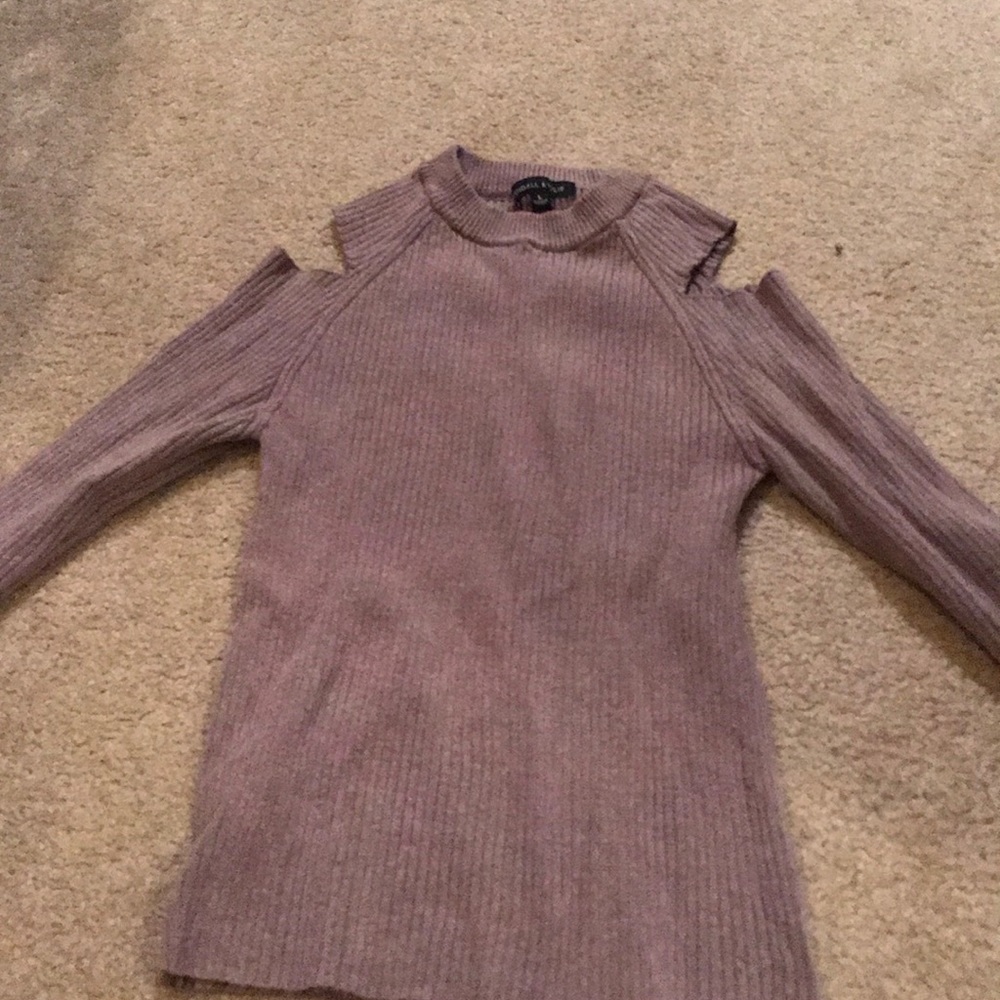 Kendall and Kylie open shoulder long sleeve