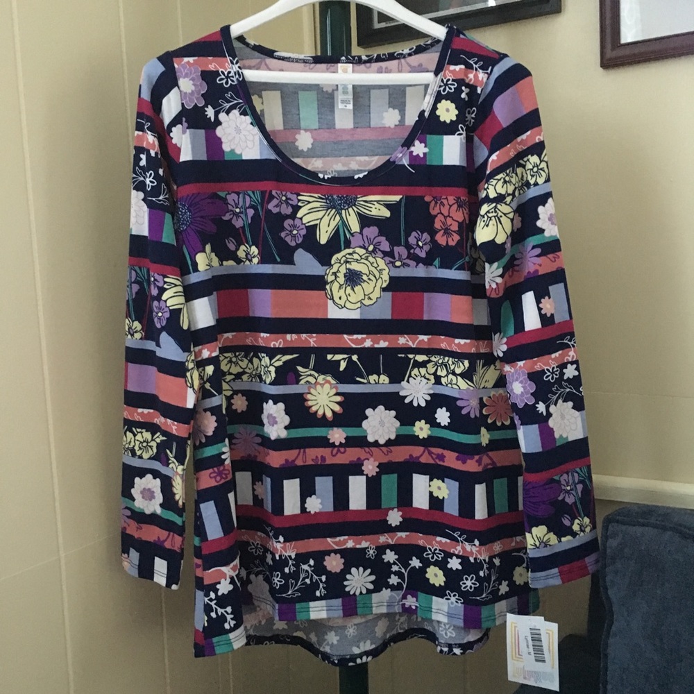 🌹In🌿Lularoe Lynnae Medium NWT