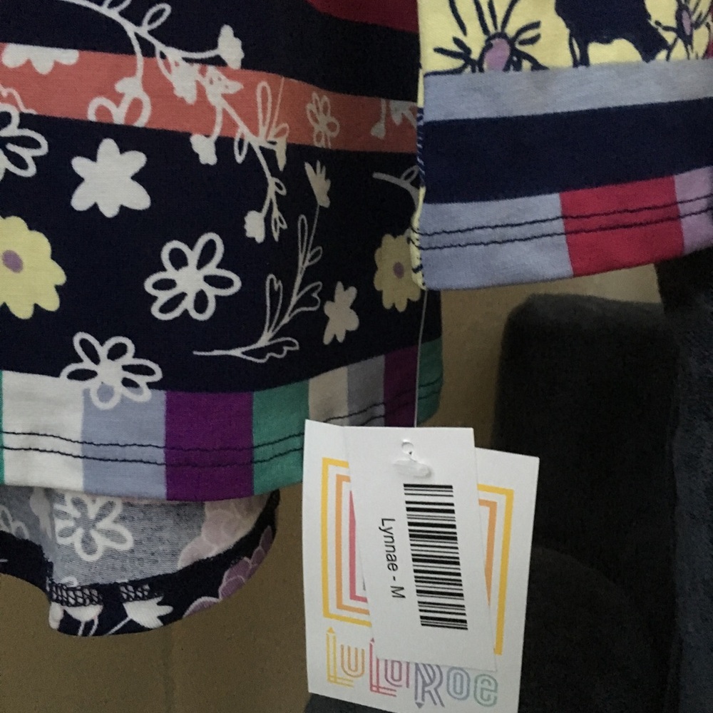🌹In🌿Lularoe Lynnae Medium NWT - Picture 3 of 5