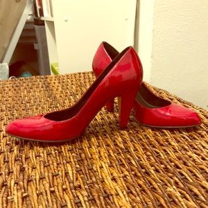 Gianni Bini Red Heels